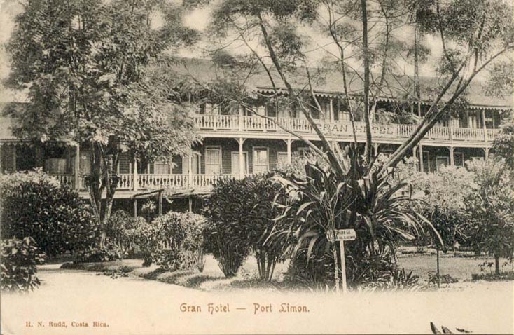 Le  Gran Hotel  sur lactuel  Parque Vargas , Limn, annes 1900.